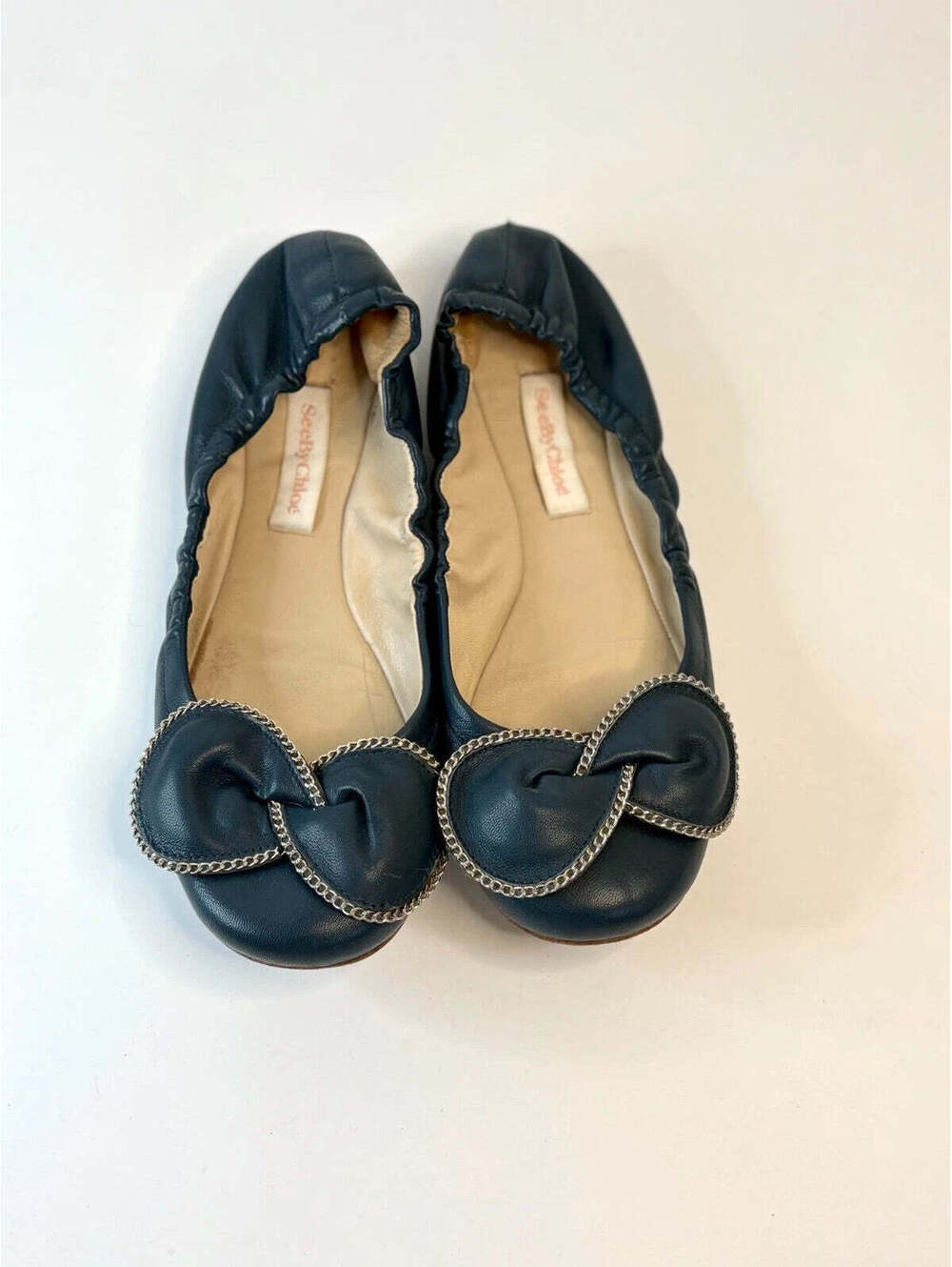 See by Chloé Dark Blue Leather Chain-Trimmed Bow Scrunch Ballet Flats Size 38